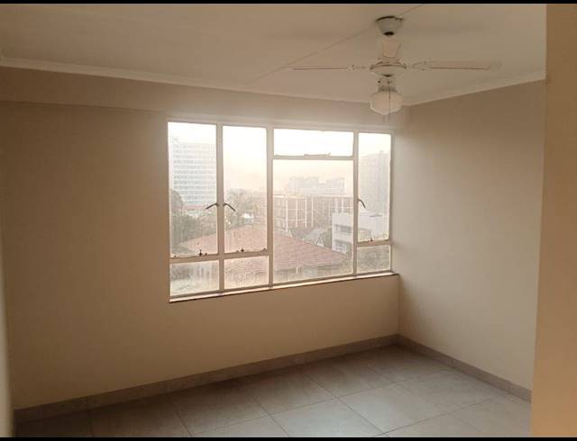 2.5 BEDROOM APARTMENT FOR SALE IN BULWER